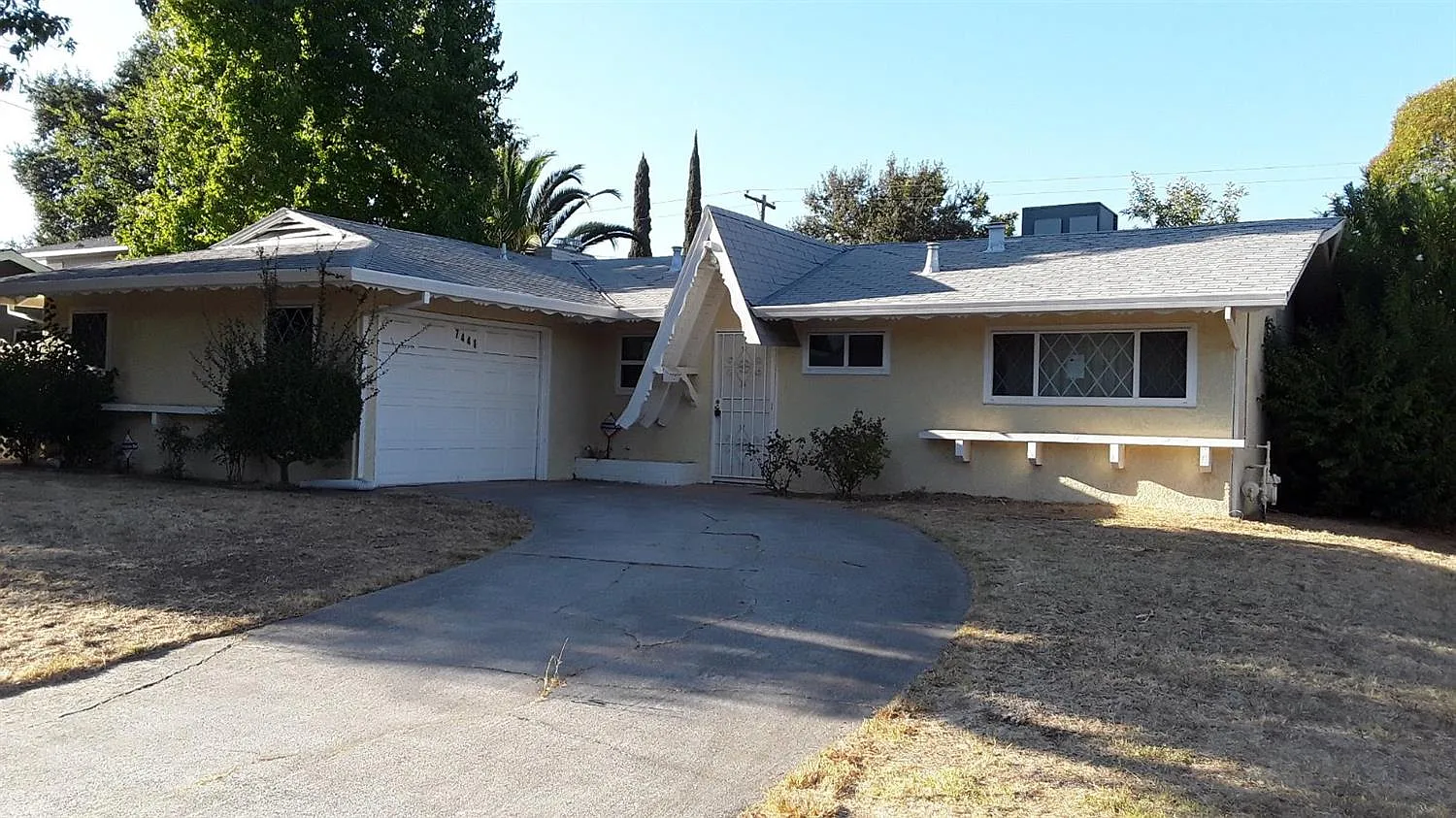 7441 Autumn Ave photo 1