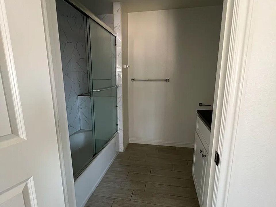 2nd image of 8418 Garvey Ave
