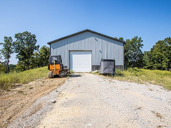 5th image of 831 Grover Criswell Rd
