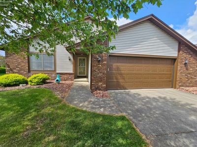 110 Orchard Grove Dr, Clyde, OH, 43410