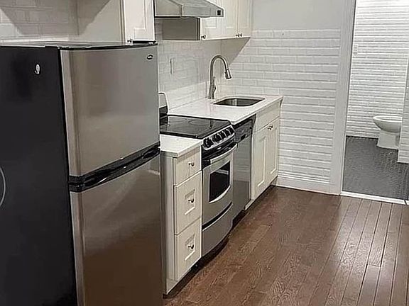 4th image of 218 E 27th St #Be