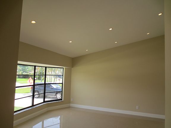 4th image of 5134 Little Beth Dr N