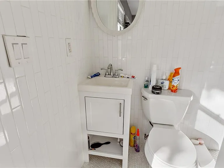 61 Sherwood Ave #1 — Photo 9