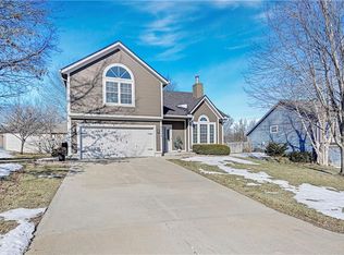 21714 W 51st Ter, Shawnee, KS 66226