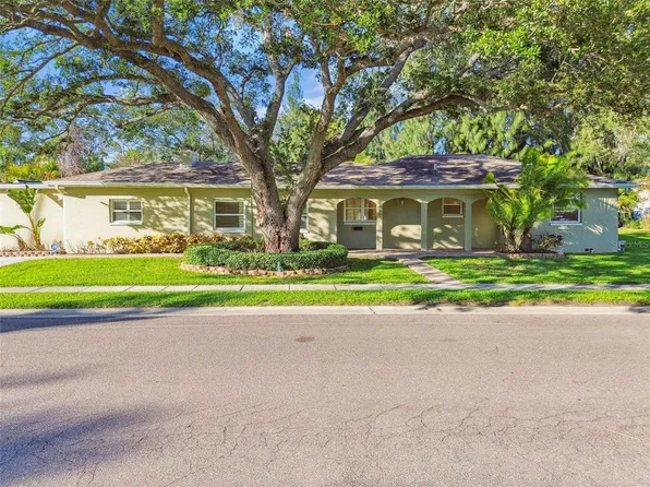4001 Arkansas Ave NE, Saint Petersburg, FL 33703