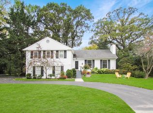 74 Balmoral Ave, Northfield, IL