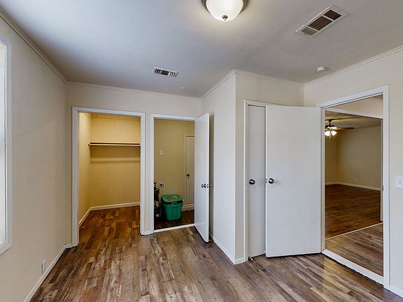 5th image of 4413 Vermont Ave #A