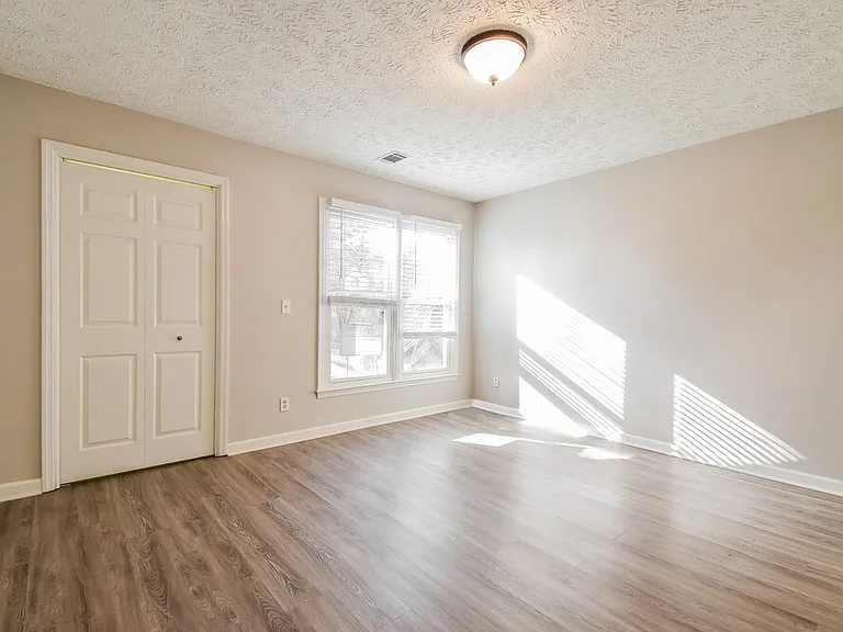 4805 Shallow Farm Dr — Photo 11