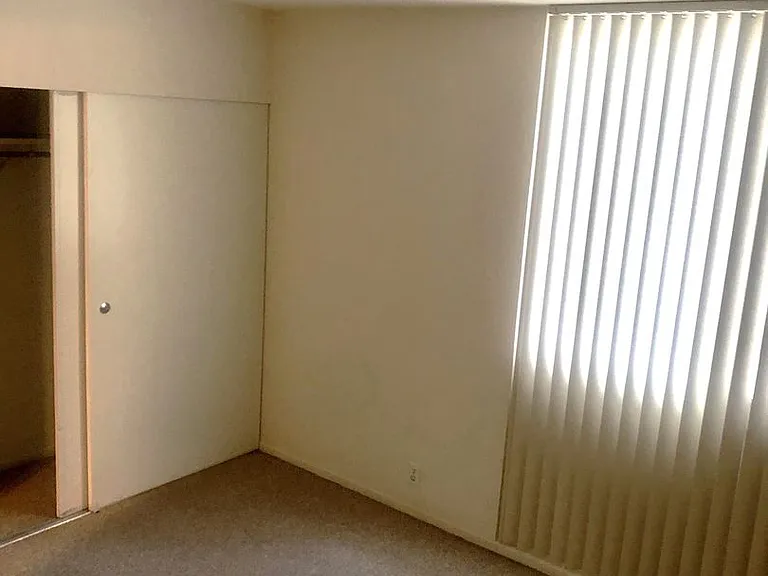 1550 Walnut St #1 — Photo 12