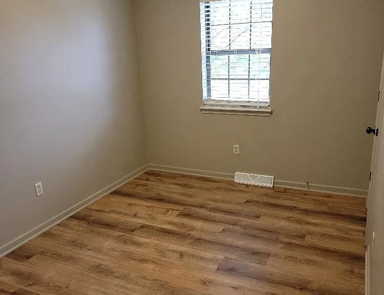 3905 Athens Ct — Photo 16