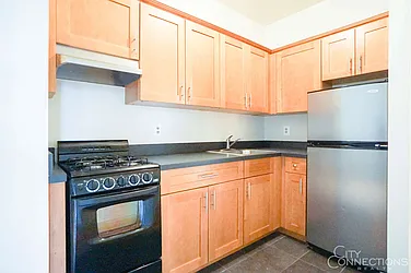 Rented by City Connections Realty