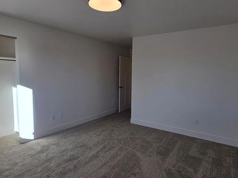 1026 Center Dr — Photo 14