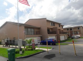 8600 SW 154th Circle Pl, Miami, FL 33193
