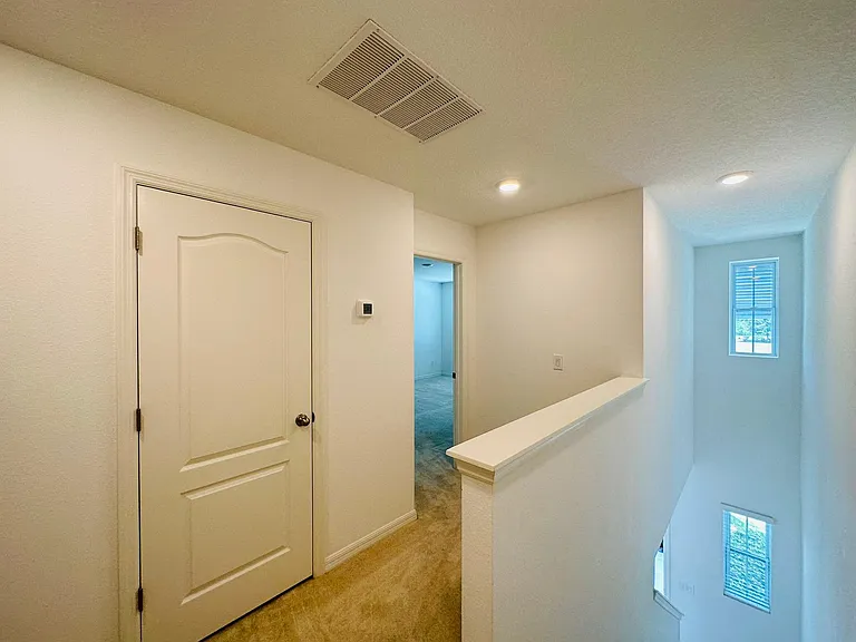 785 Benoi Dr — Photo 13