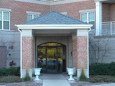 1st image of 101 Pointe Dr Unit 204