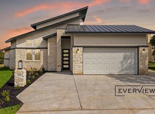 118 Cap Rock, Horseshoe Bay, TX 78657
