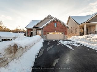 14 Eaglecrest Ave, Huntsville, ON P1H 0G5