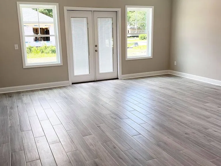 100 Elmo Cir — Photo 3