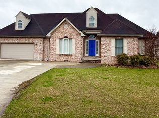 405 Ridgeview Way, Hazard, KY 41701