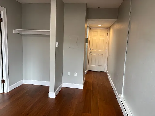 311 entry - living room