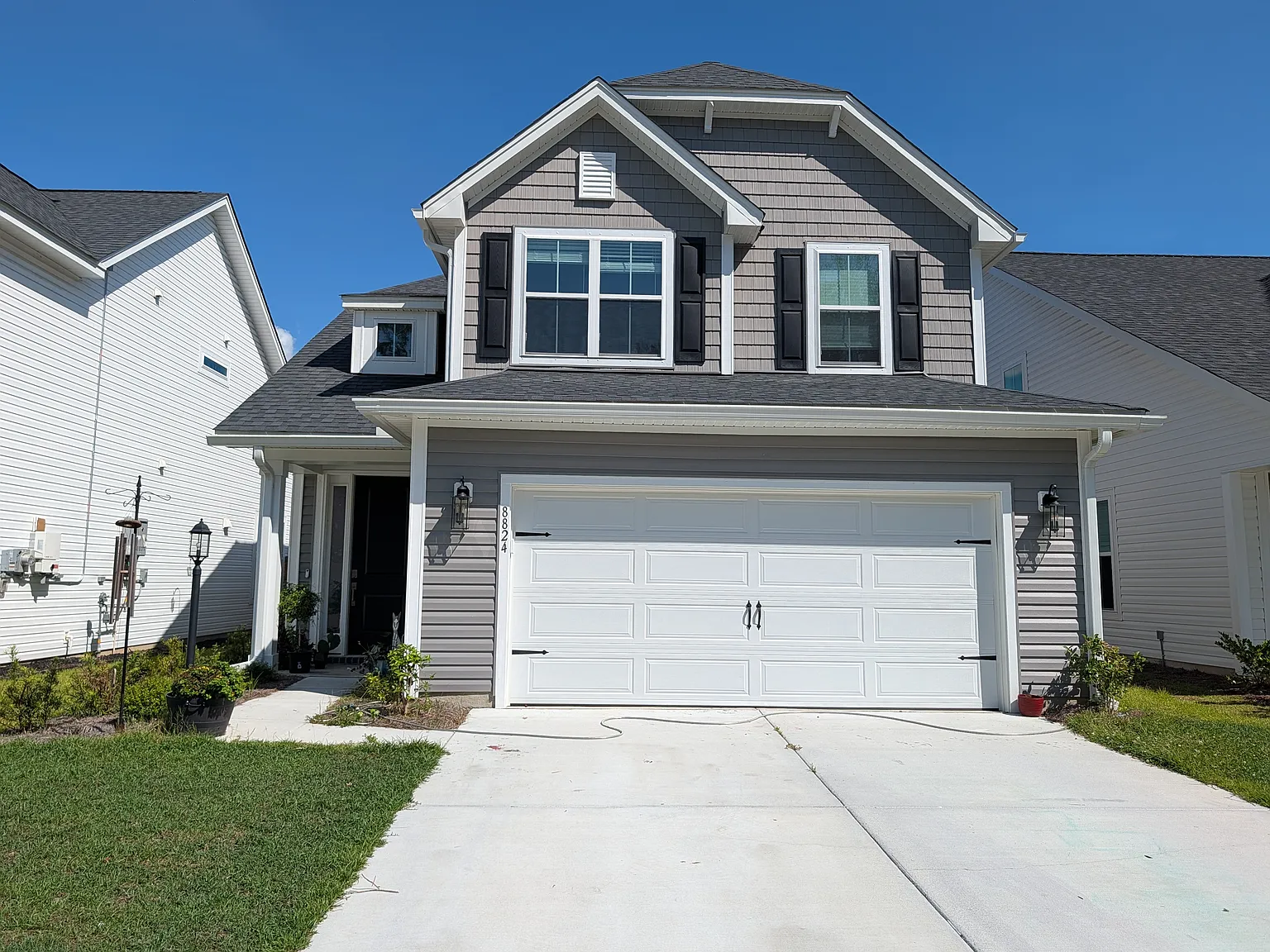 8824 Credence Dr — Photo 1