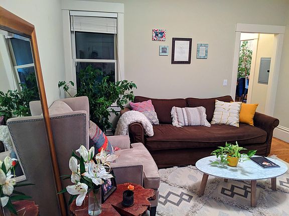 5th image of 388 Noe St APT A
