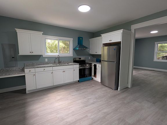 2nd image of 128 Dawkins Street