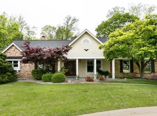 418 Seven Gables Ct, Chesterfield, MO 63017