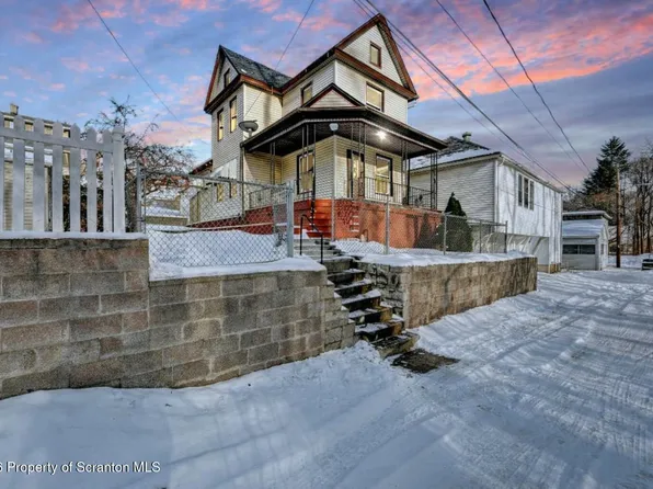 810 Wheeler Ave, Scranton, PA 18510