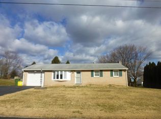 720 Finks Dr, York, PA 17404