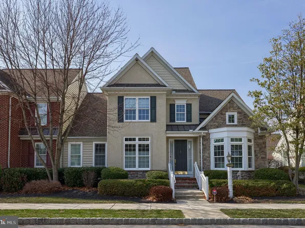 1442 Drake Ln, Lancaster, PA 17601