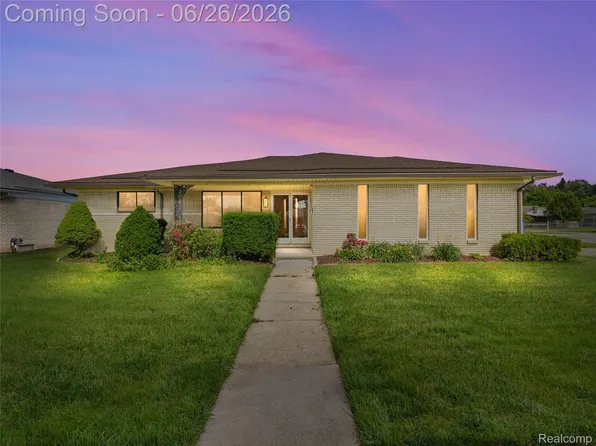 28506 Steele Dr, Warren, MI 48088