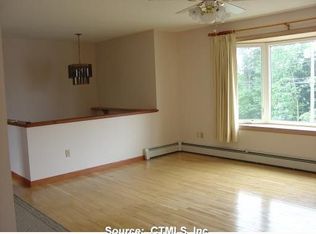 77 Applewood Ln, Naugatuck, CT 06770
