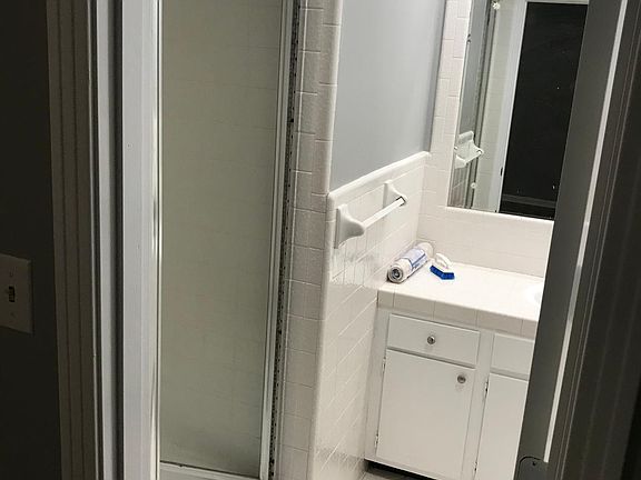 Master En Suite Bathroom