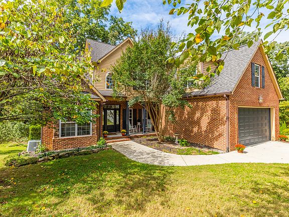 2nd image of 9827 Shoreline Heights Dr