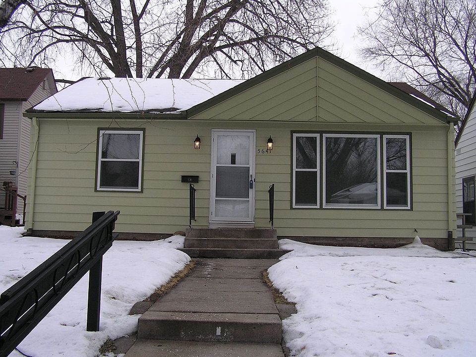 3 bedroom 2 bath home for sale Nokomis area Minneapolis, MN