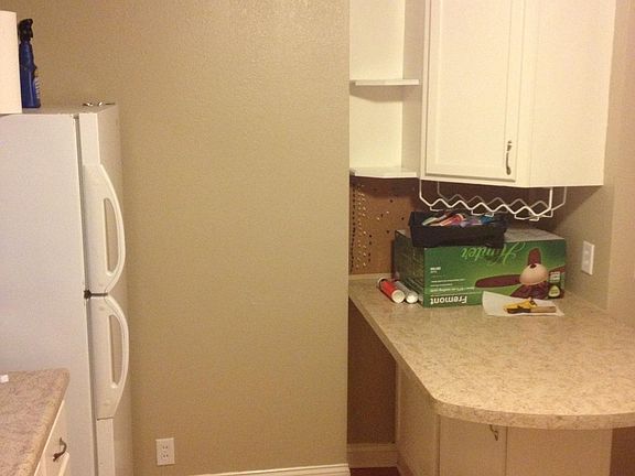 5th image of 1634 Marshall Ave APT 1