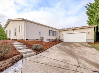 1945 Michigan City Ln NW, Salem, OR 97304