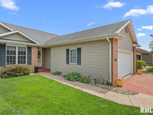 4310 Castle Pines Dr, Springfield, IL 62711