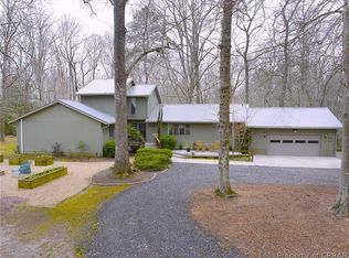 6608 Hollybrook Ln, Gloucester, VA 23061