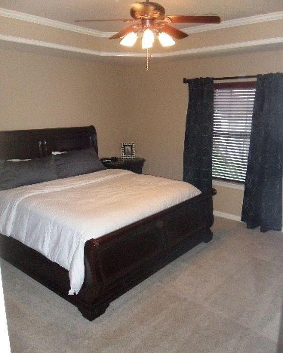 2nd image of 168 Peach St