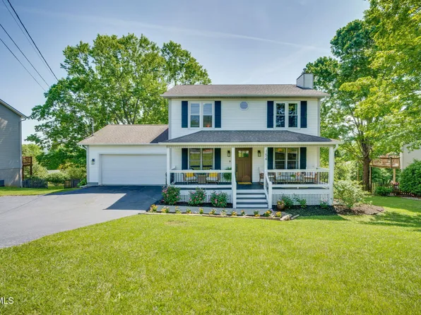 154 Tucker Ln, Johnson City, TN 37601