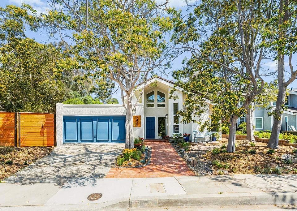 1st image of 3432 Mount Ariane Dr