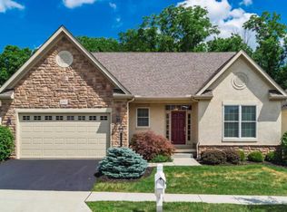 6047 Tournament Dr, Westerville, OH 43082