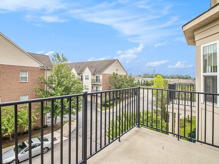 25575 Portico Ln — Photo 17