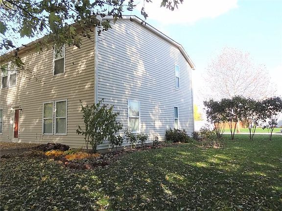 2nd image of 1628 Bayberry Dr