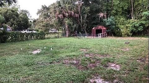 4th image of 937 Singing Pines Ln