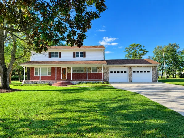 2270 Dawson Cabin Rd, Jacksonville, NC 28540