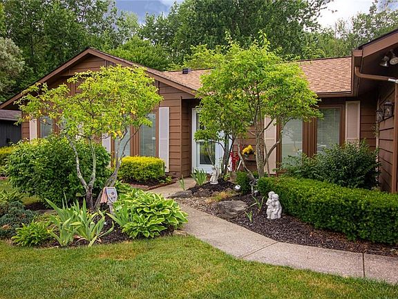 2nd image of 4976 Leafy Mill Ln