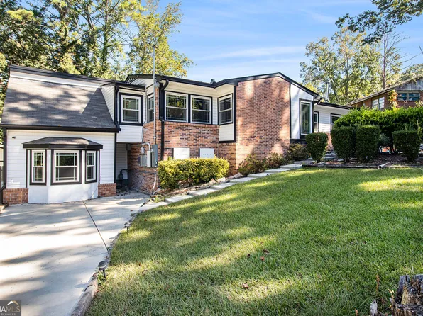 764 Caribbean Dr, Forest Park, GA 30297